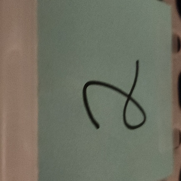 Press on nail sets - Picture 6 of 6